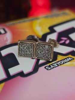 Diamond earrings 1\4 CT