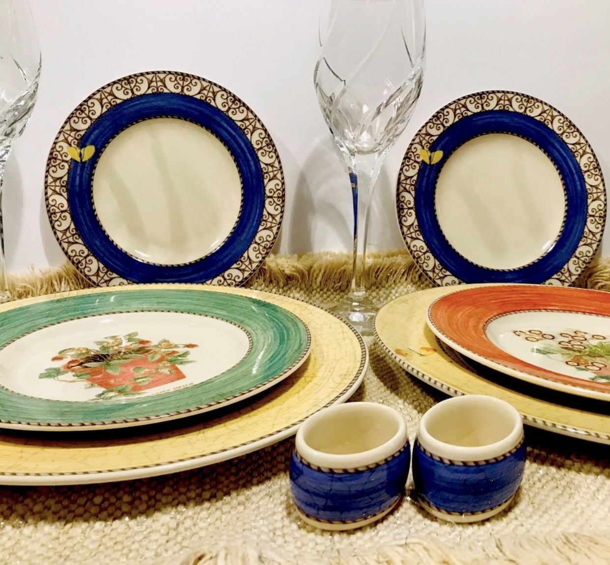 Vintage Wedgwood Sarah’s Garden England Diner set for 2 Persons 8 Pieces. Vintage Wedgwood Sarah’s Garden England Diner set for 2 Persons 8 Pieces. Be