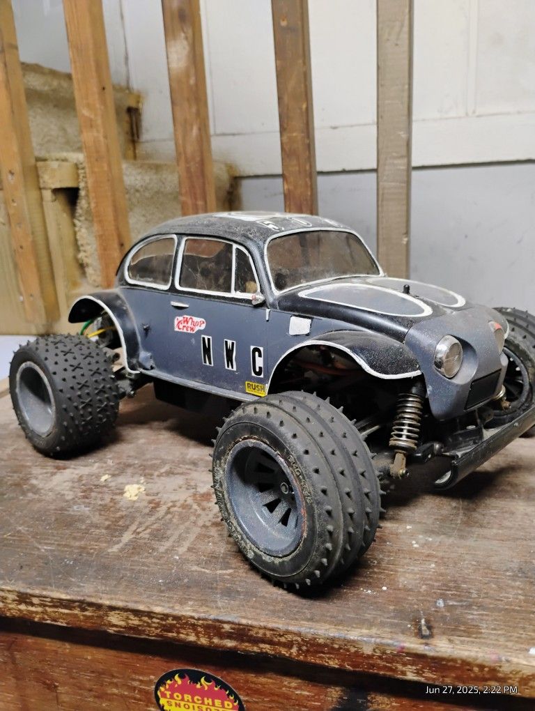 Volkswagen Bug RC Car 1/10