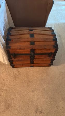 Antique Wood Dome Top Steamer Trunk