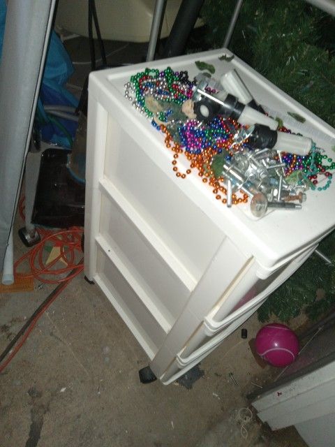 White Bin With Wheels 