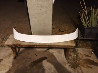 Trunk spoiler