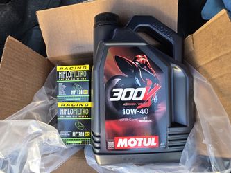 Motul 300v 10w40 racing motor oil