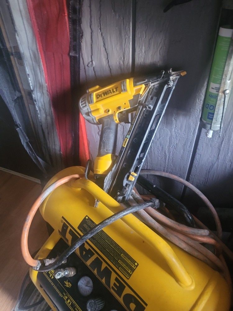 Dewalt Air Compresor With hose And Nail Gun