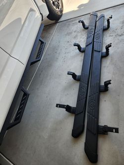 2026 Tundra OEM running board