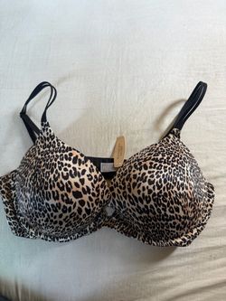 Victoria’s Secret push-up bra size 34D brand new with tags Victoria’s Secret push-up bra size 34D brand new with tags