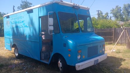 1977 Chevy p30