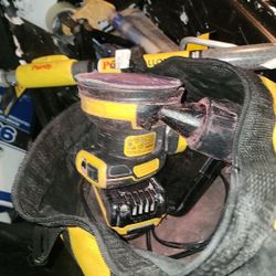 Bunch Of Great Tools And Ladders Need Money Fast 