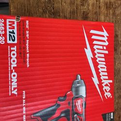 Milwake M18 Y Dewalt Tools In Oxnard Ca 