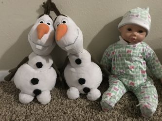2 Olaf And 1 baby