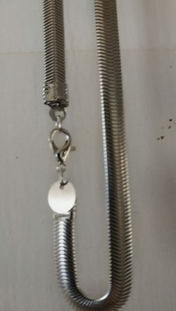 Collar de plata 925.