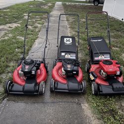 Self Propelled Lawn Mowers  Read Description