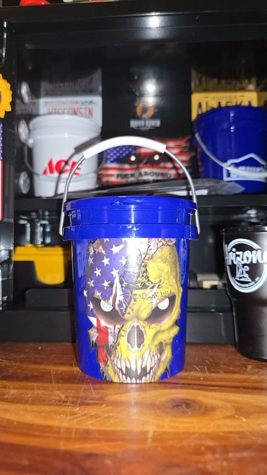 Mini bucket , Reflective eyed " Don't tread on me "/ American Flag / Skull mini bucket