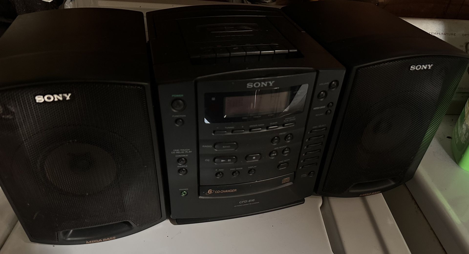 Sony Plays Disc And Cassettes