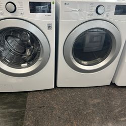 Front Load Washer/dryer Set Preowned