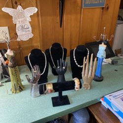 Jewelry Displays 