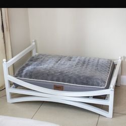 Like New! Modern Aluminum Elevated Dog Bed + Memory Foam