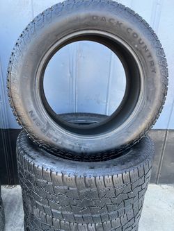 Set of 4 used tire LT 285/55/20 BACK COUNTRY