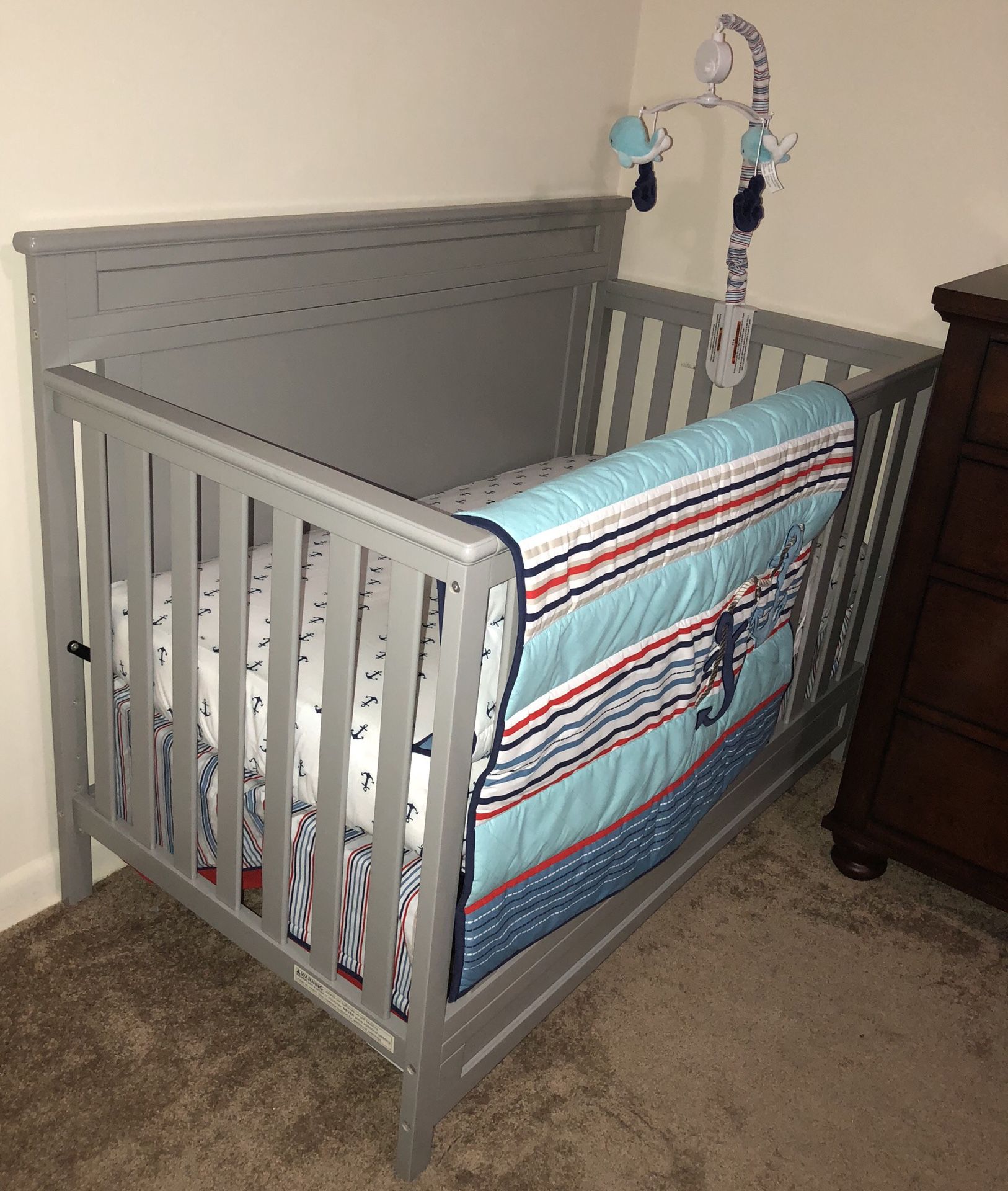 Convertible Baby crib and accessories