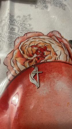 Retired James Avery Methodist Cross Pendant