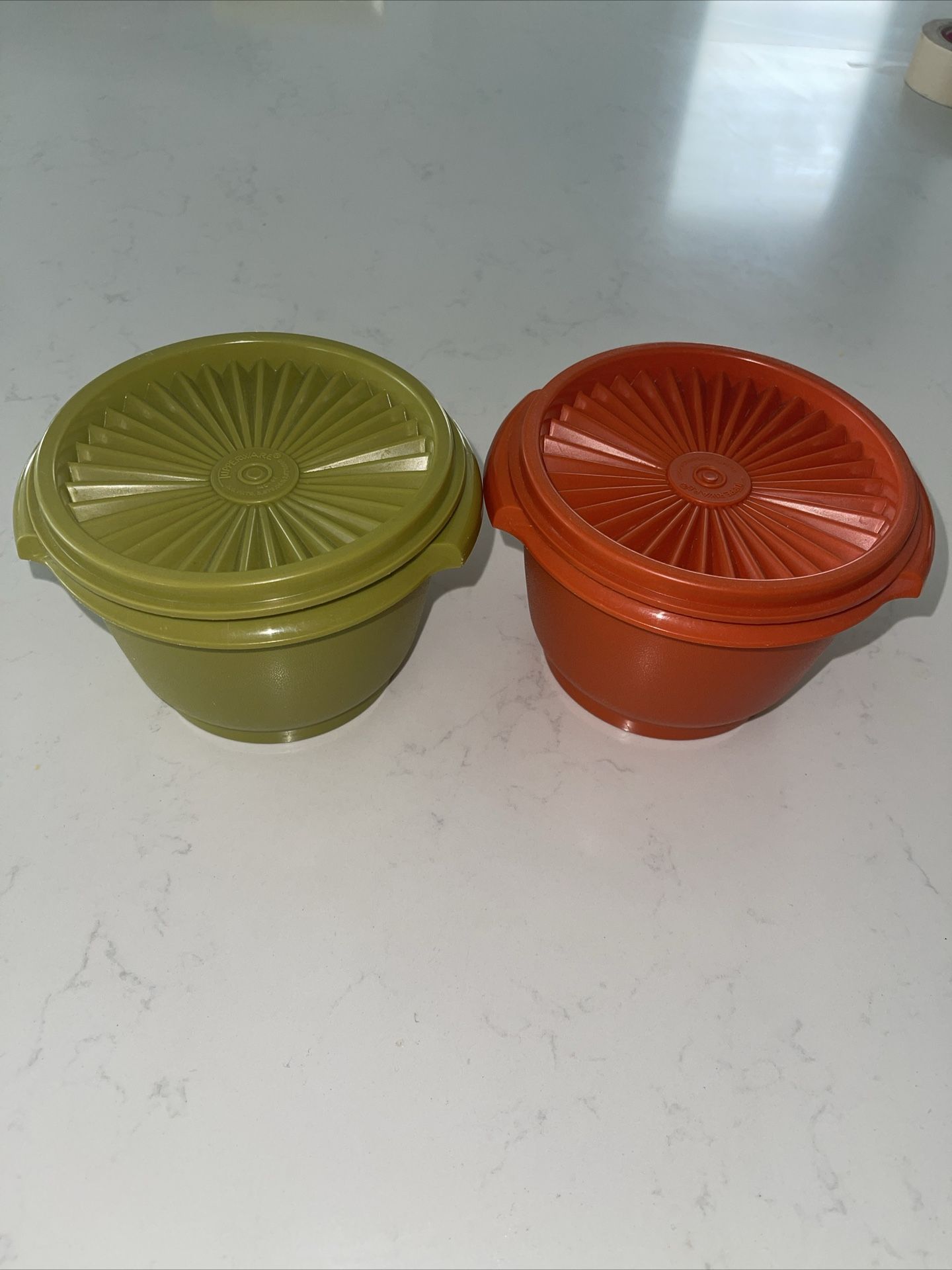 Vintage Tupperware Bowl set