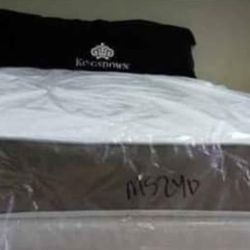 Brand New 2 Sided Flippable Thick Full Matt With Boxspring's