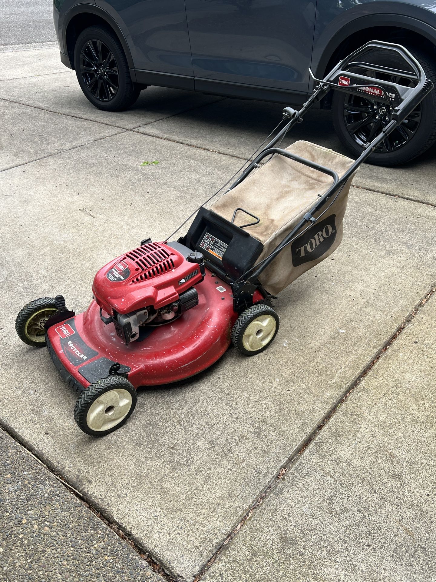 Toro 22” Self Propelled Lawn Mower. 