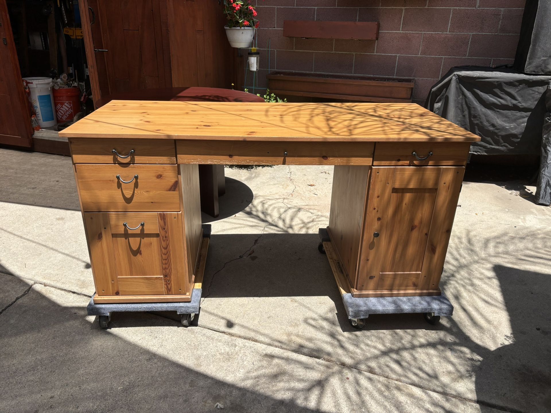 Office Desk