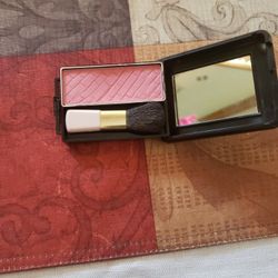 Blush Make-up 
