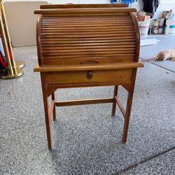Small children's vintage roll top desk