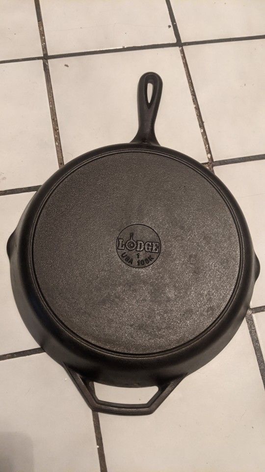 Lodge Cast Iron Skillet $12 firm