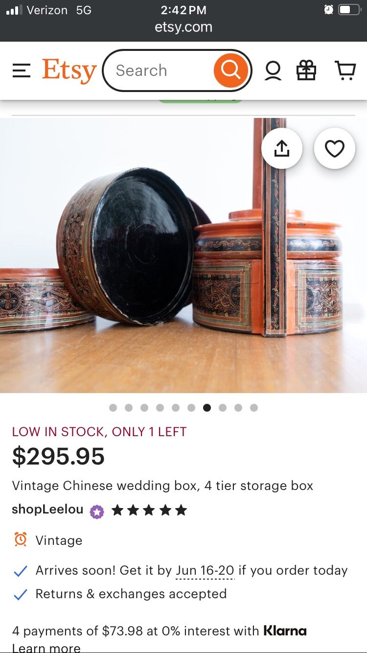 Wedding Food Holder