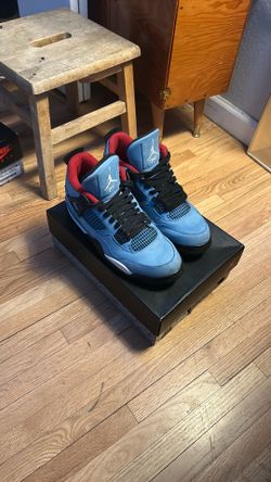 jordan 4 travis scotts size 10 with box