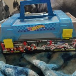Hot Wheels Race CaseTrack Set