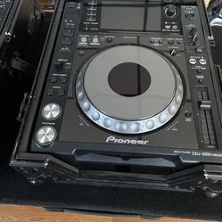 Pioneer CDJ-2000 Nexus Pair 