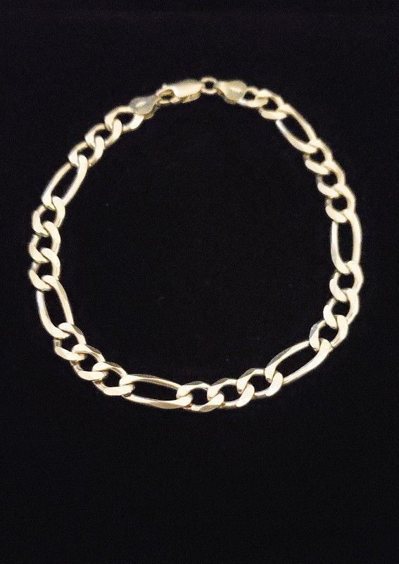 9.5" x 8.5mm Heavy Solid Sterling Silver Figaro Chain Bracelet. Italy, Flawless!