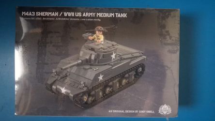 Brickmania M4A3 Sherman WWII Tank Building Kit