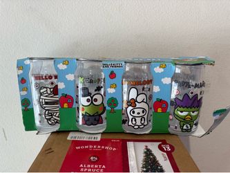 HELLO KITTY HALLOWEEN DRINKING GLASS SET