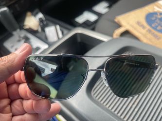 Ray-Ban Sunglasses (Polarized)