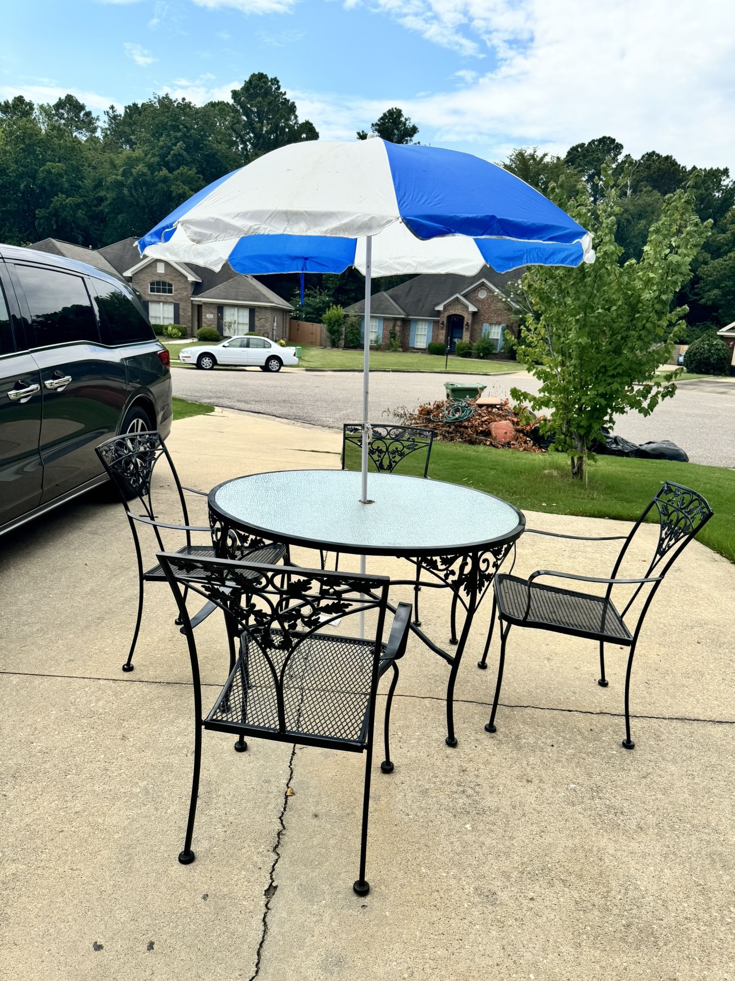 Antique Wrought Iron Woodard Chintilly Rose Victory Style Design Patio Set