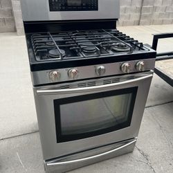 SAMSUNG STOVE