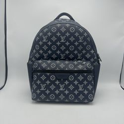 Louis Vuitton Discovery Backpack 