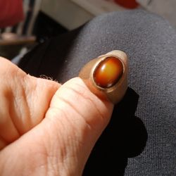 18k Gold Ring With Tiger Eye Stone For Sale