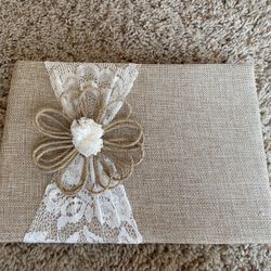 *WEDDING ITEMS* Guest Book.