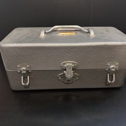 Vintage Walton Grip-Loc Gray Metal Tackle Tool Box 