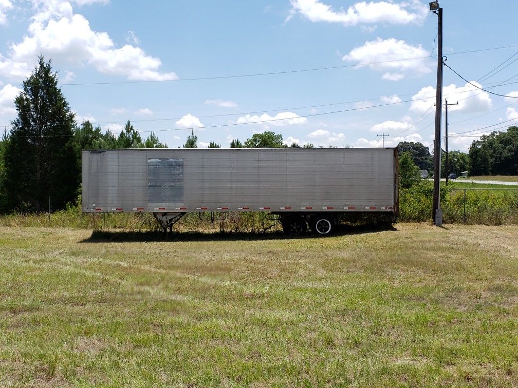 48 ft. Freight Trailer