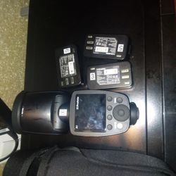 Profoto A1  Airttl-n  + 3 Battery's  And Case Nikon  500$