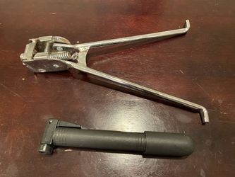 Bike Kickstand plus bonus bicycle pump included