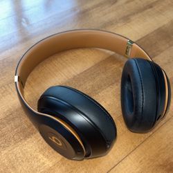 Beats Studio³ Wireless Noise Cancelling Headphones - Midnight Black