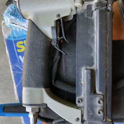 Staple Gun